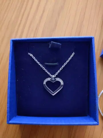Swarovski 하트형 목걸이