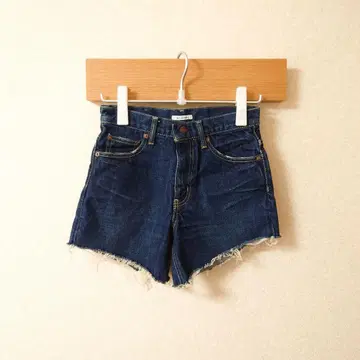 SLY JEANS 다크 데님 숏팬츠