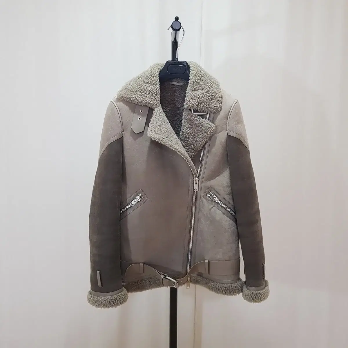 ALLSAINTS 올세인츠 (Women's) Allsaints Lambskin Shearling