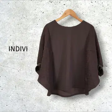 새상품 택 포함 INDIVI 인디비 돌먼 슬리브 티셔츠 브라운