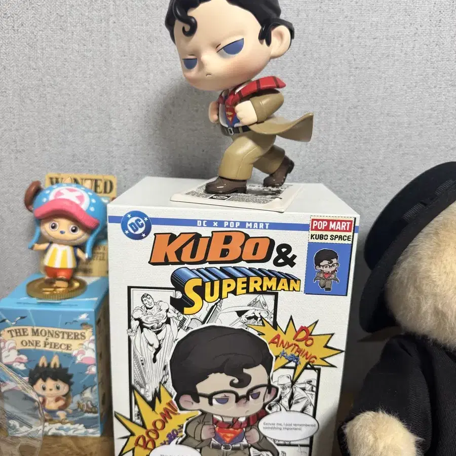 Pop Mart Kubo Superman Big Figure on Bunjang Global Site.