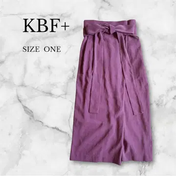 이시하라 사토미 착용 KBF 플러스 롱 스커트 리본 벨트 부착 슬릿 있음