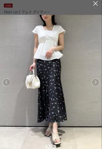 FRAY ID 프린트 바이어스 슬릿 내로우 스커트