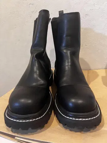 블랙 가죽 사이드 고어 부츠