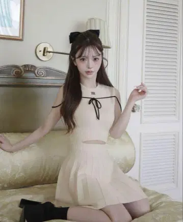 Darich 다리치 웨스트 오픈 스트링 니트 미니 원피스