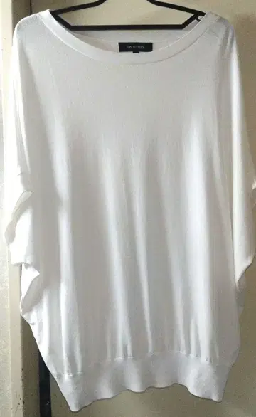 미품 언타이틀 돌먼 니트