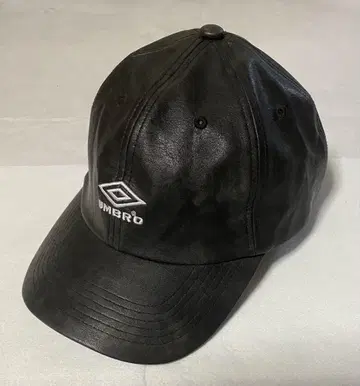 UMBRO 엄브로 블랙 인조 가죽 야구 모자