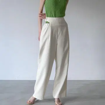 vacancy 바캉시 비대칭 컷 아웃 스트레이트 팬츠