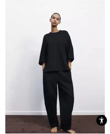 ZARA 인터락 T셔츠 & 코쿤 팬츠
