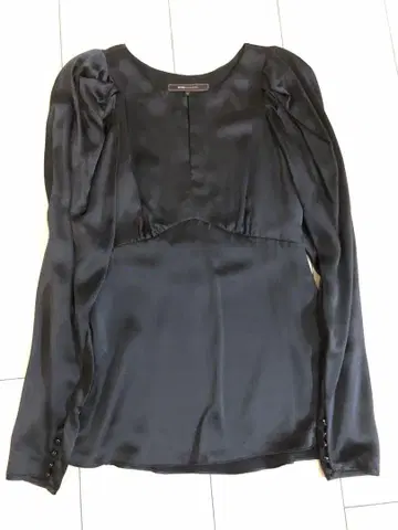 [실크 100%] BCBG MAXAZRIA 고급 상의