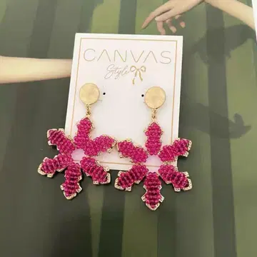 CANVAS 꽃 모양 귀걸이 핑크