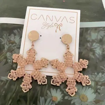 CANVAS 핑크 플라워 귀걸이