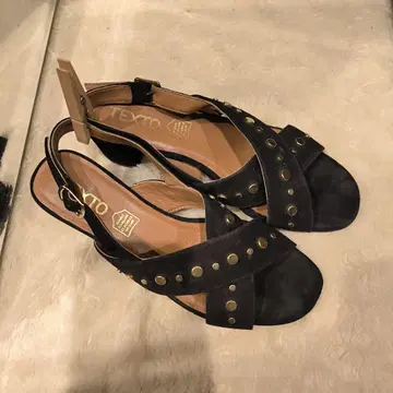 Texto 블랙스 스터드 샌들 23.5cm [프랑스 구매]