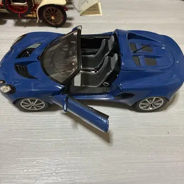 1/18 Lotus ELISE 111s