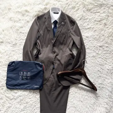 [새상품급] LARDINI easy wear 카키 수트 부토니에 48