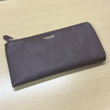 [ marie claire ] 다크 브라운 장지갑