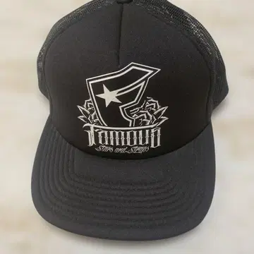 FAMOUSSTARSANDSTRAPS 메쉬 캡