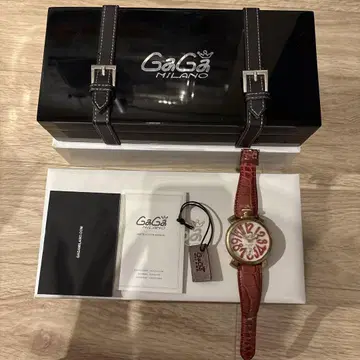 GaGa Milano 아날로그 시계 빨간색 다이얼
