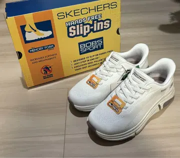 SKECHERS BOBS SPORT 슬립온 화이트