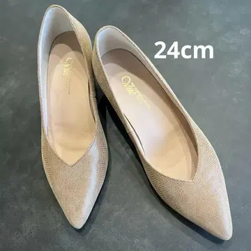 새상품급 Eizo Collection 베이지 스틸레토
