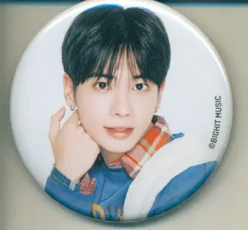 TXT 2022CAFE 태현 캔뱃지