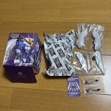 WING GUNDAM ZERO EW 미니 피규어 미개봉