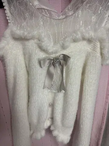 LIZ LISA 레이어드 어깨 트임 니트 화이트