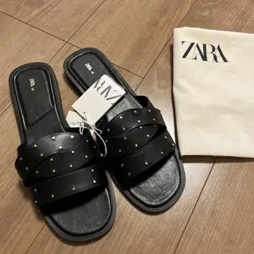 [미사용] ZARA 샌들 블랙 스터드