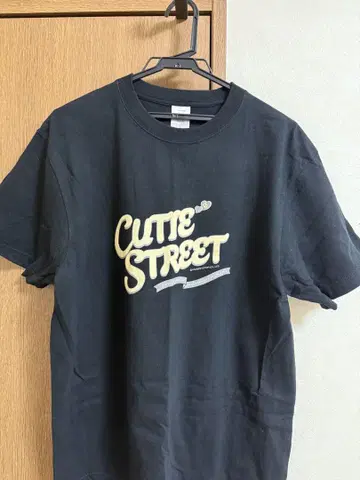 CUTIE STREET 티셔츠 큐스토