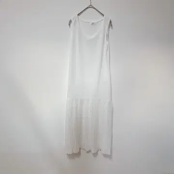 샤이니 립플 [ M ] 슬리브리스 원피스 / 플리츠 심플 레이어드