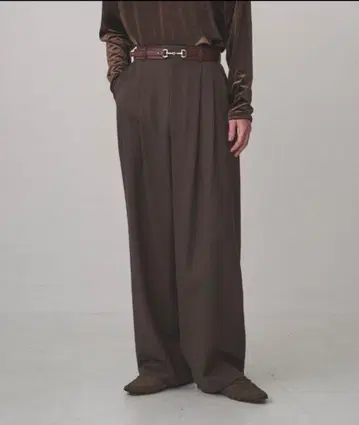 JUHA 24AW 2TUCK WIDE EASY PANTS BROWN