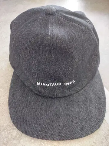 새상품! MINOTAUR INST. 미노타우르 캡 블랙 데님