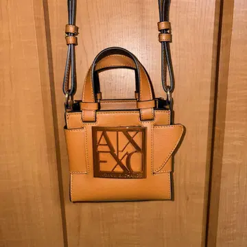 Armani Exchange 숄더백 오렌지