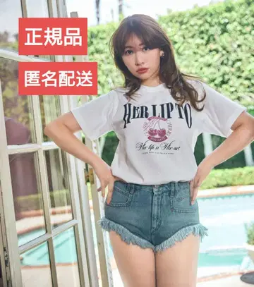 Herlipto Classic Cherry Tee