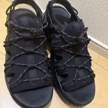 새상품급! PUMA 통굽 스포츠 샌들 25cm