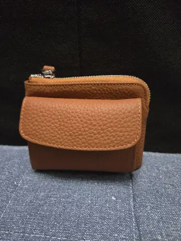 브라운 가죽 코인 케이스