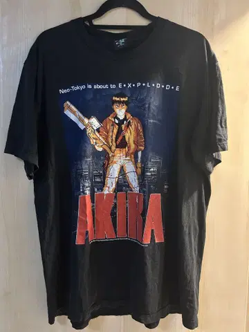 [ AKIRA ] T셔츠 XL