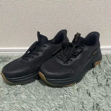SKECHERS SLIP-INS 25.5