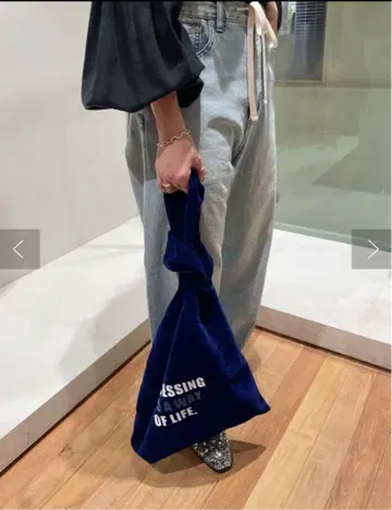 윔 가젯 [ Hoaw. ] 쇼핑백 블루