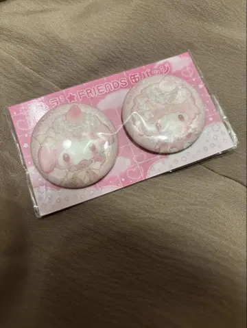 흰 딸기 티타임 마이멜로디 피아노 캔뱃지