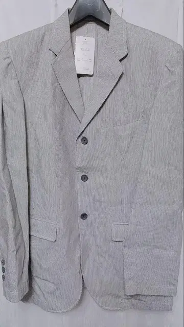 스트라이프 테일러드 자켓