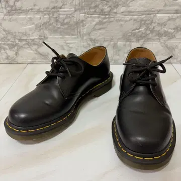 Dr. Martens 닥터마틴 10085 3홀 신발 블랙