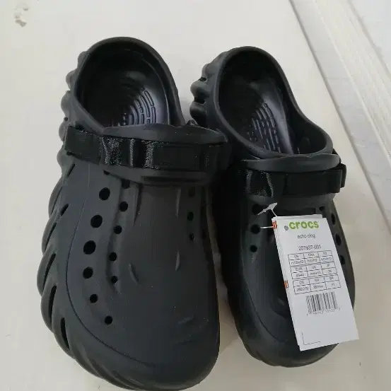 G-dragon Übermensch Slippers Black 240 on Bunjang Global Site.