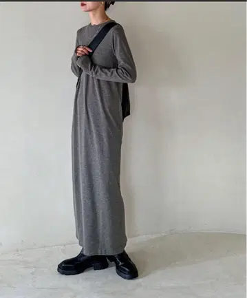 [새상품] 컷 리브 롱 원피스