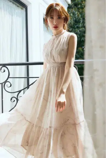 Tulip Chiffon Long Dress beige petale