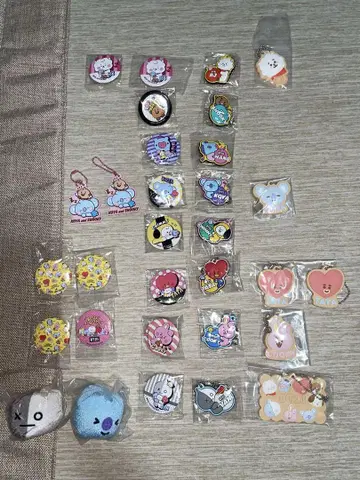 BT21 LINE FRIENDS 핀 배지 세트