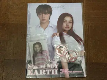 Sammy Earth Santa 공식 굿즈