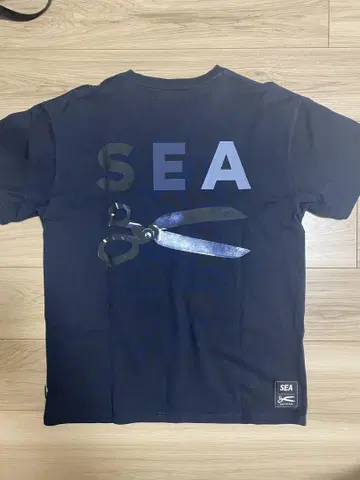DENHAM AND SEA 티셔츠 네이비