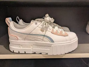 PUMA 플랫폼 스니커즈 화이트