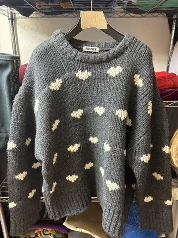 NKNIT 그레이 하트 무늬 니트 스웨터 22aw